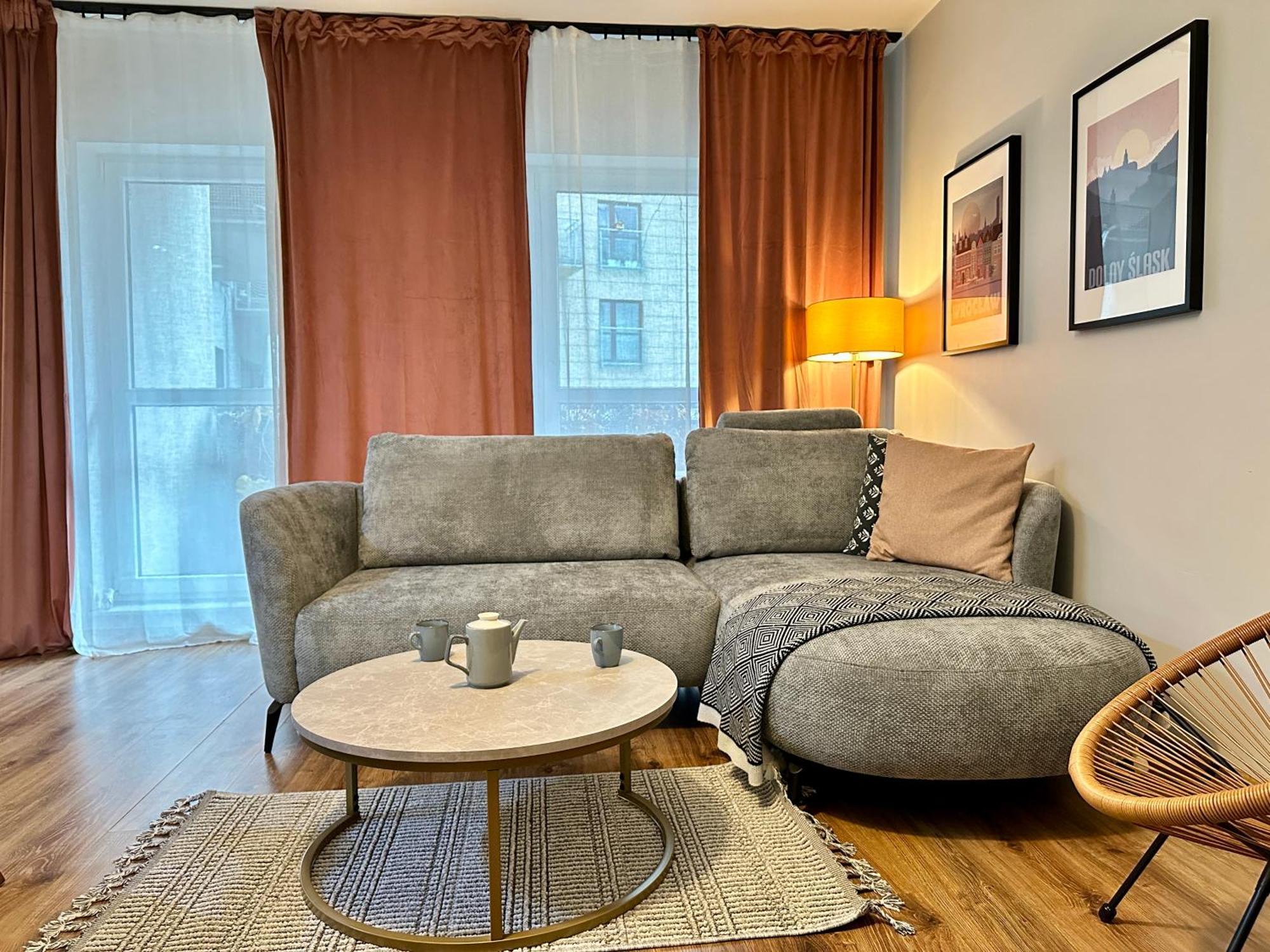 Momo Apartamenty Wroclaw Bagian luar foto