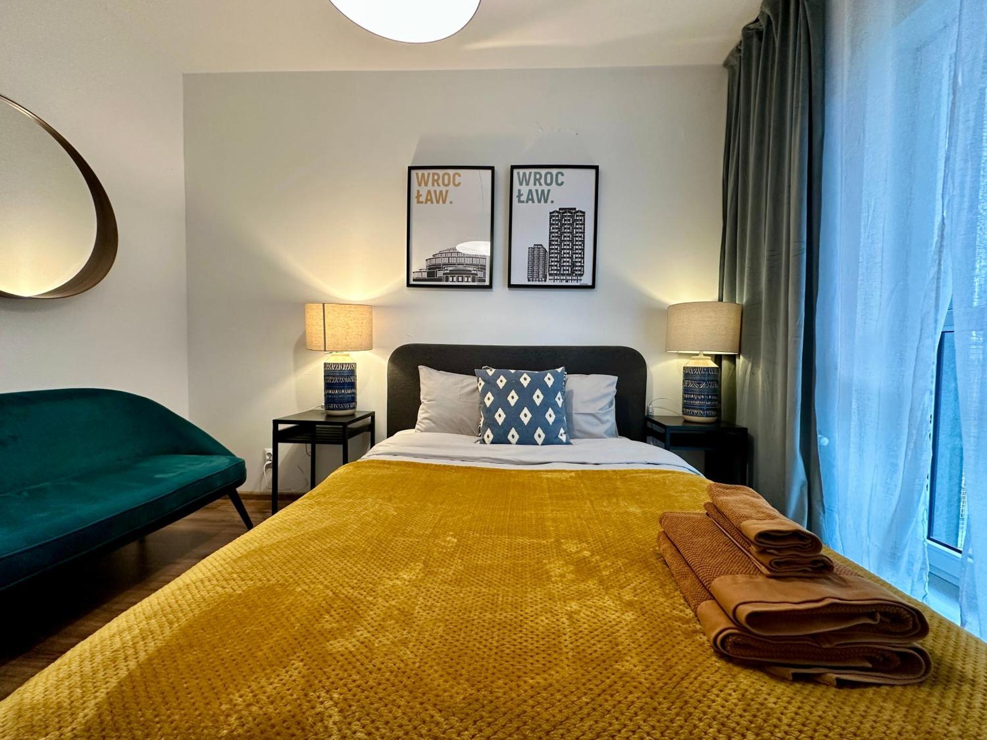 Momo Apartamenty Wroclaw Bagian luar foto