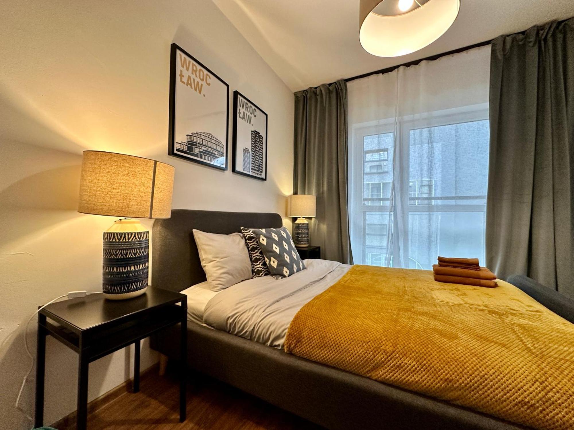 Momo Apartamenty Wroclaw Bagian luar foto