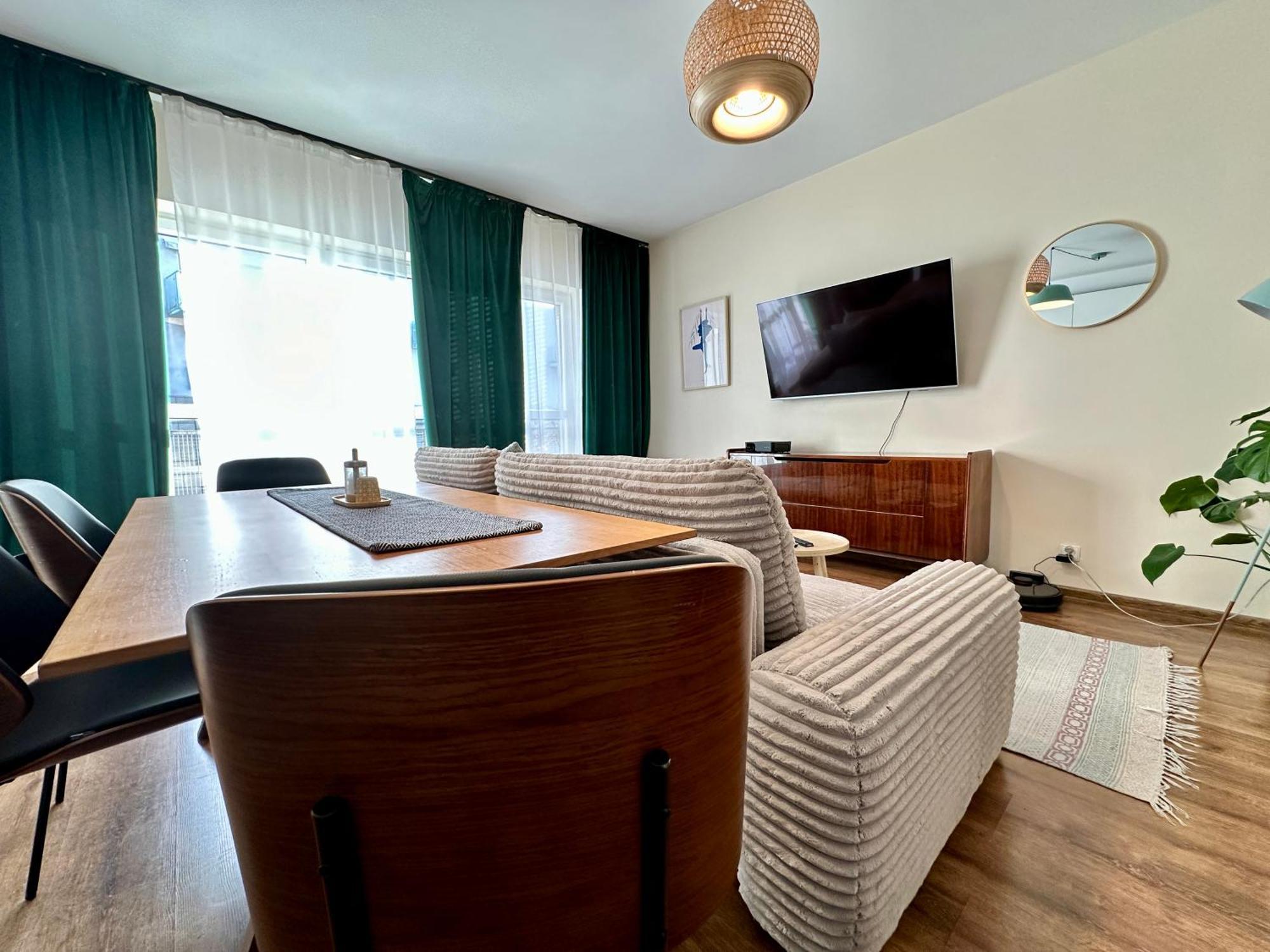 Momo Apartamenty Wroclaw Bagian luar foto