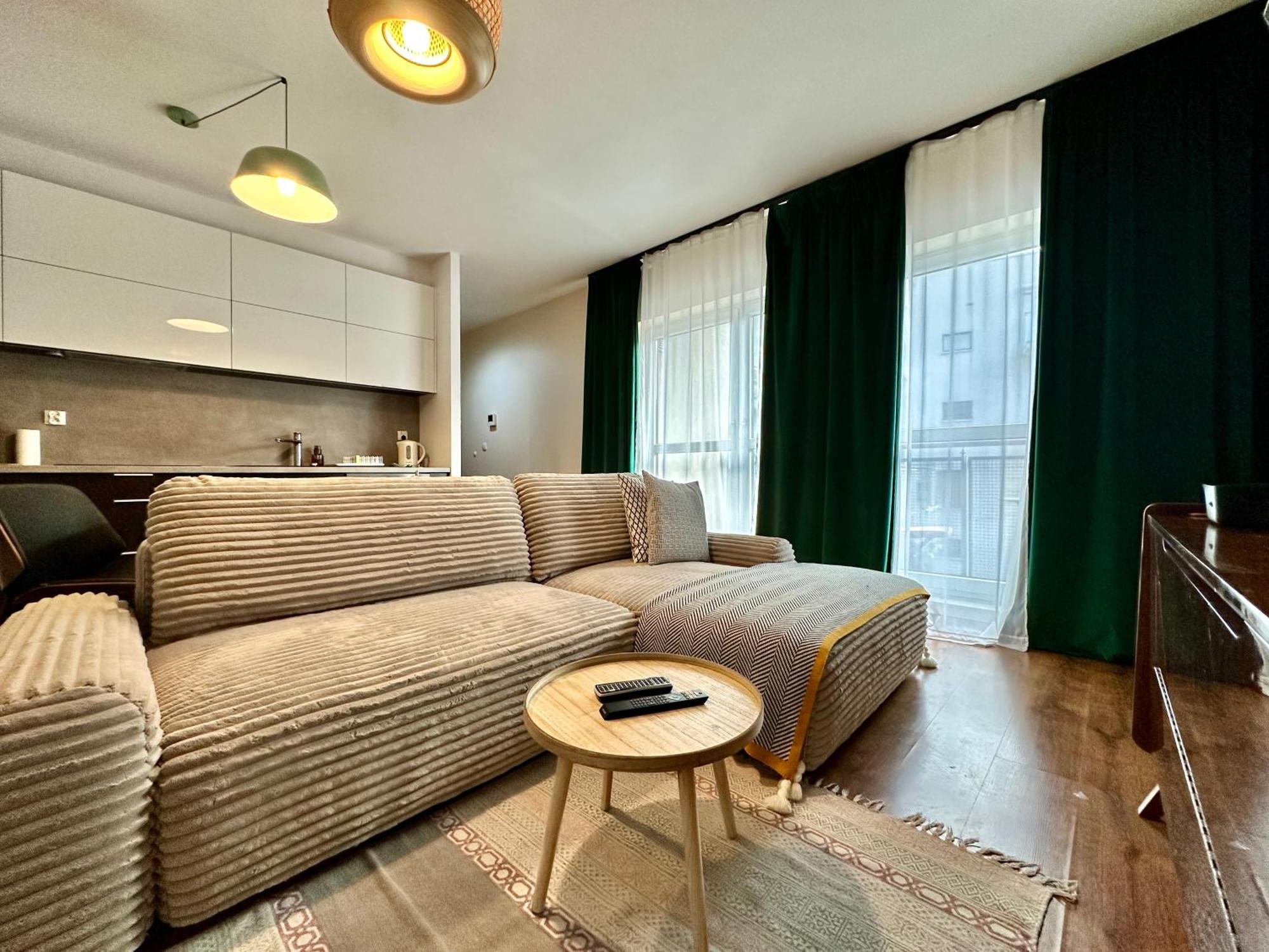 Momo Apartamenty Wroclaw Bagian luar foto