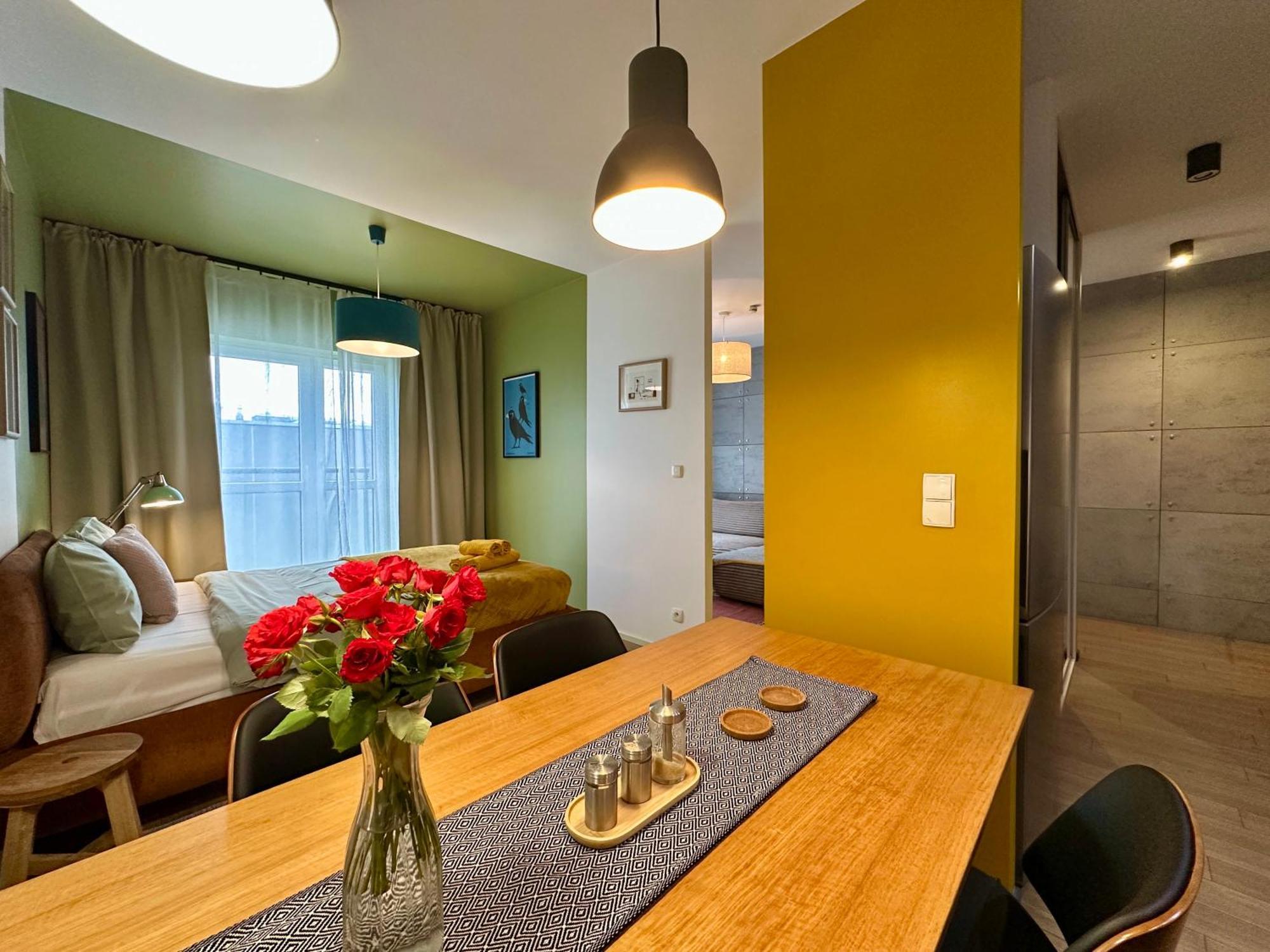 Momo Apartamenty Wroclaw Bagian luar foto